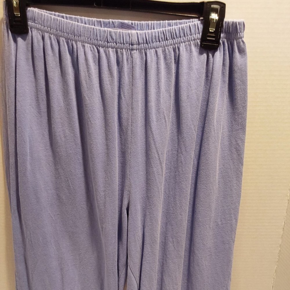 Fresh Produce Brand Lavender Capri Pant size medium